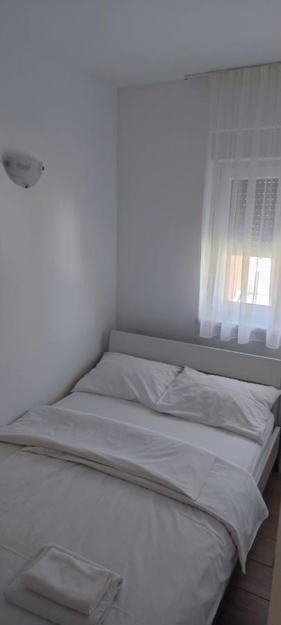 Apartments Rtina Benici Extérieur photo